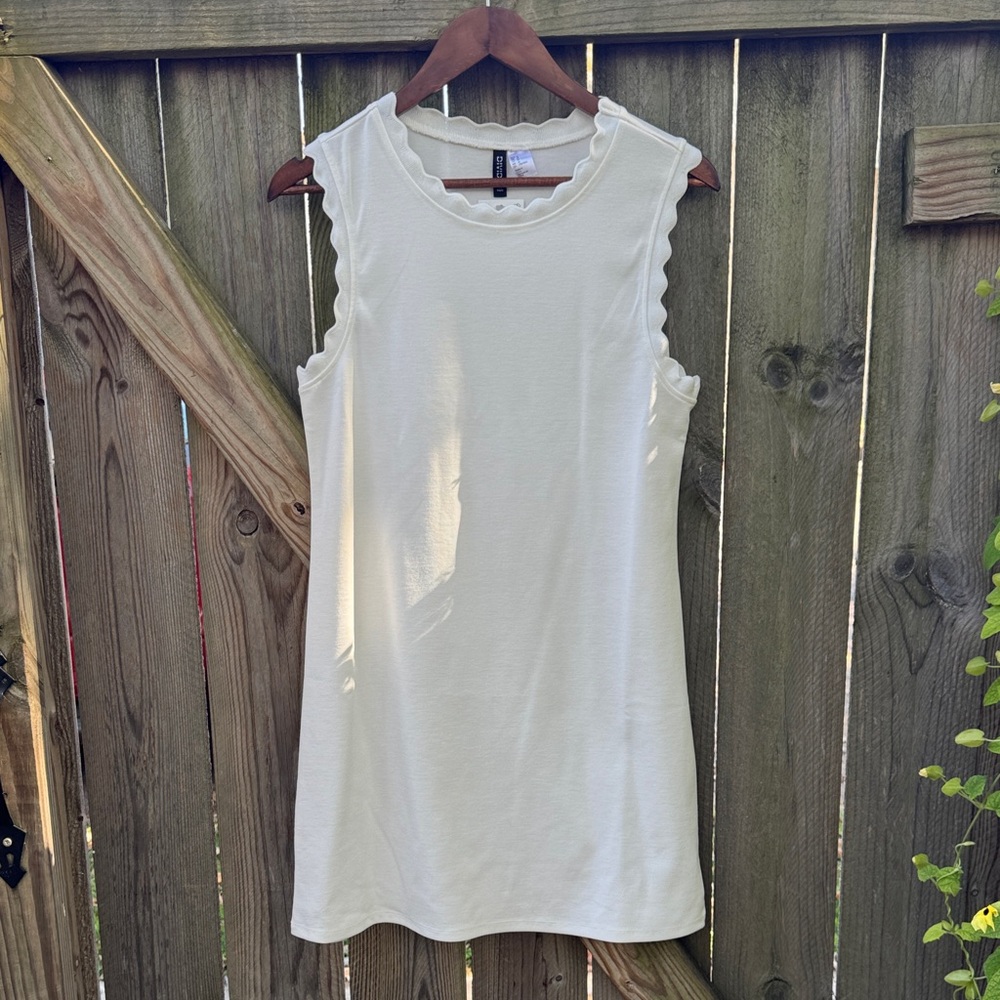 H&M Cream Sleeveless Scallop Dress NWT
